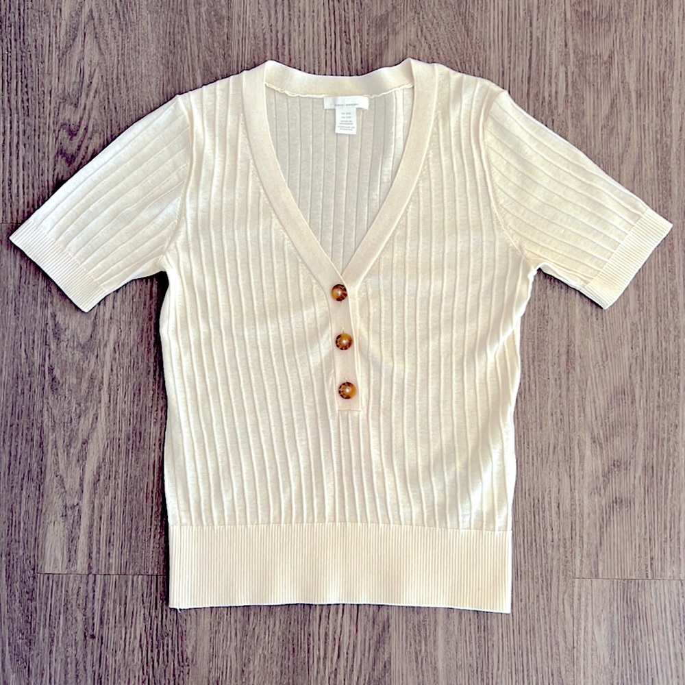 H&M V neck short sleeve knit